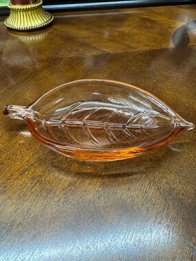 Vintage Pink Depression Glass LEAF Trinket Dish